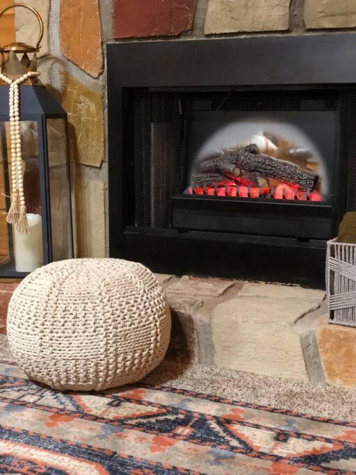 Cabin With New Hot Tub, Near Dollywood .2Bd.2Ba.Sleeps6.Bbq Sevierville Εξωτερικό φωτογραφία
