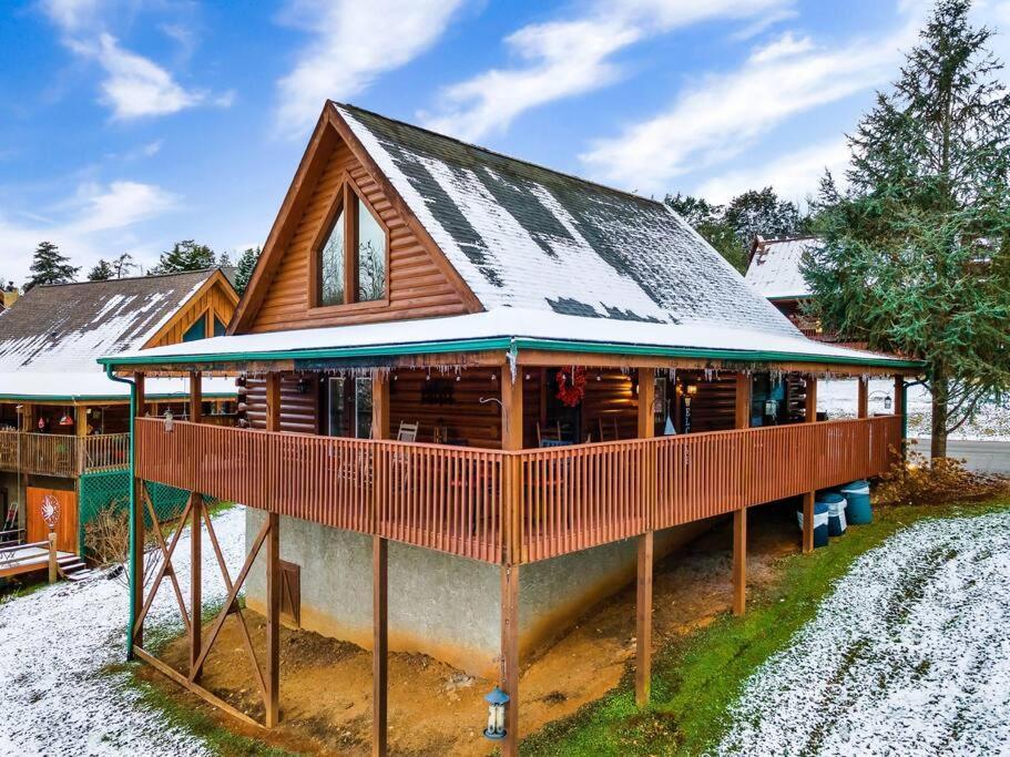 Cabin With New Hot Tub, Near Dollywood .2Bd.2Ba.Sleeps6.Bbq Sevierville Εξωτερικό φωτογραφία